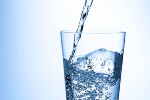 水溶性珪素水はすごい！肌荒れにも便秘にも骨粗にも良い！